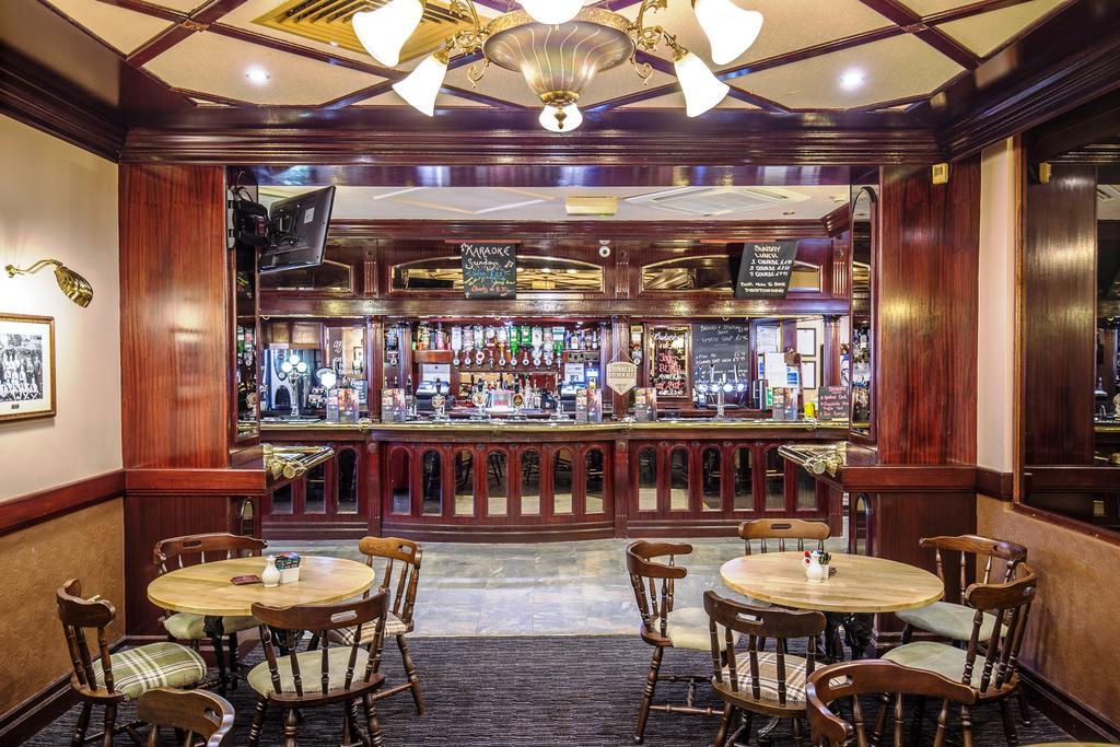 Globe 4* Tamworth